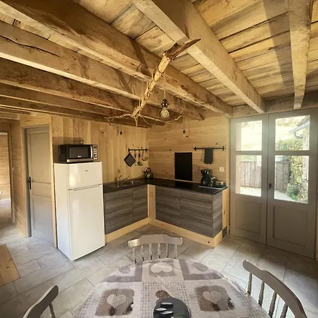 Les Du Fraysse, Au Paradis Des Oiseaux Hébergement de vacances